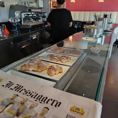 La Locomotiva Otel Chiaravalle