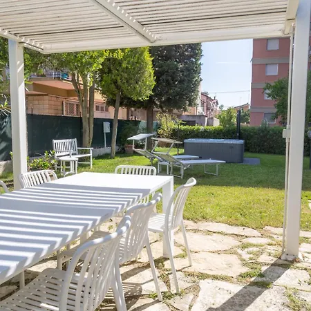 Otel La Locomotiva 2*