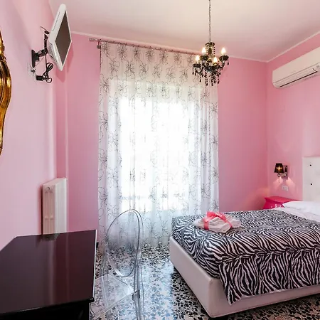 La Locomotiva Hotel 2*