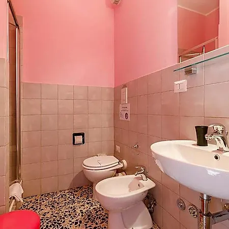 Hotel La Locomotiva 2*